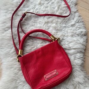 Vibrant Red Crossbody Bag with Gold Hardware and Adjustable Strap